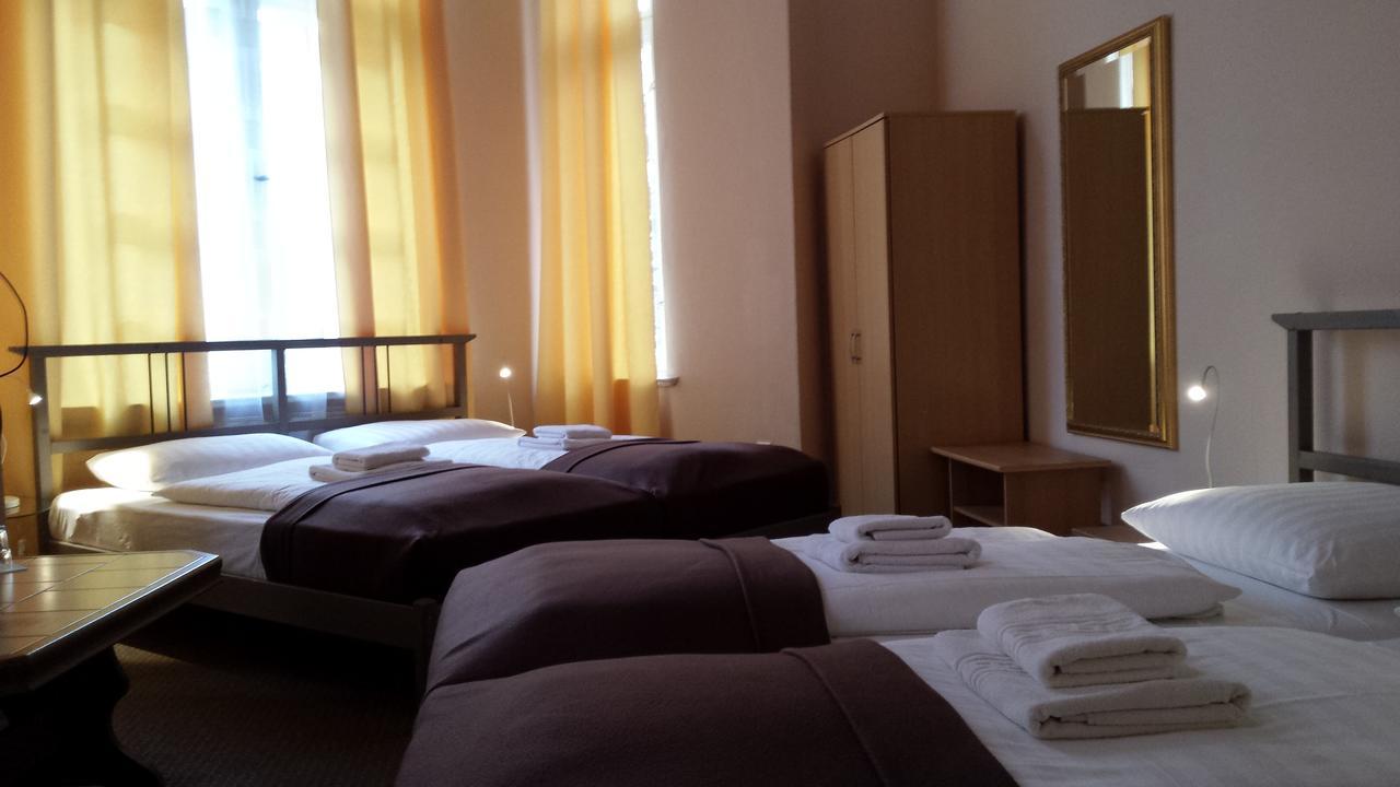 De Ela 2* Berlim