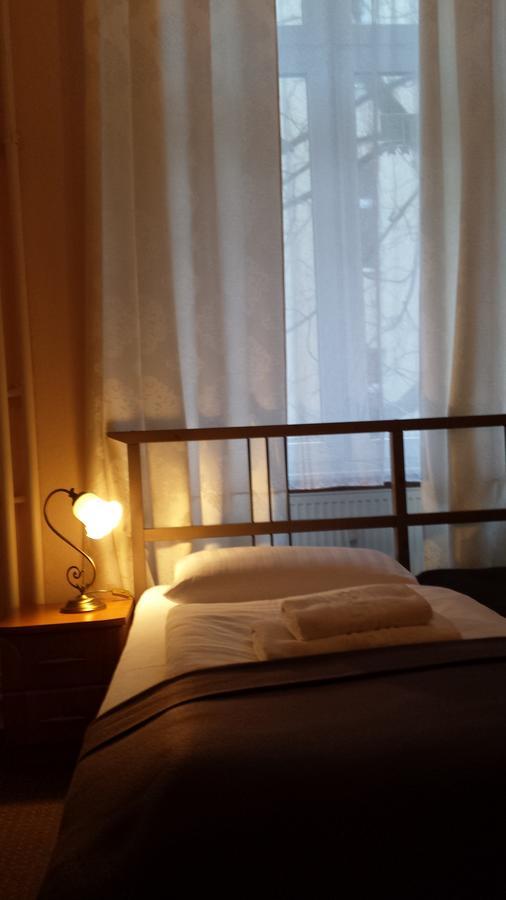 De Ela Hotel 2*