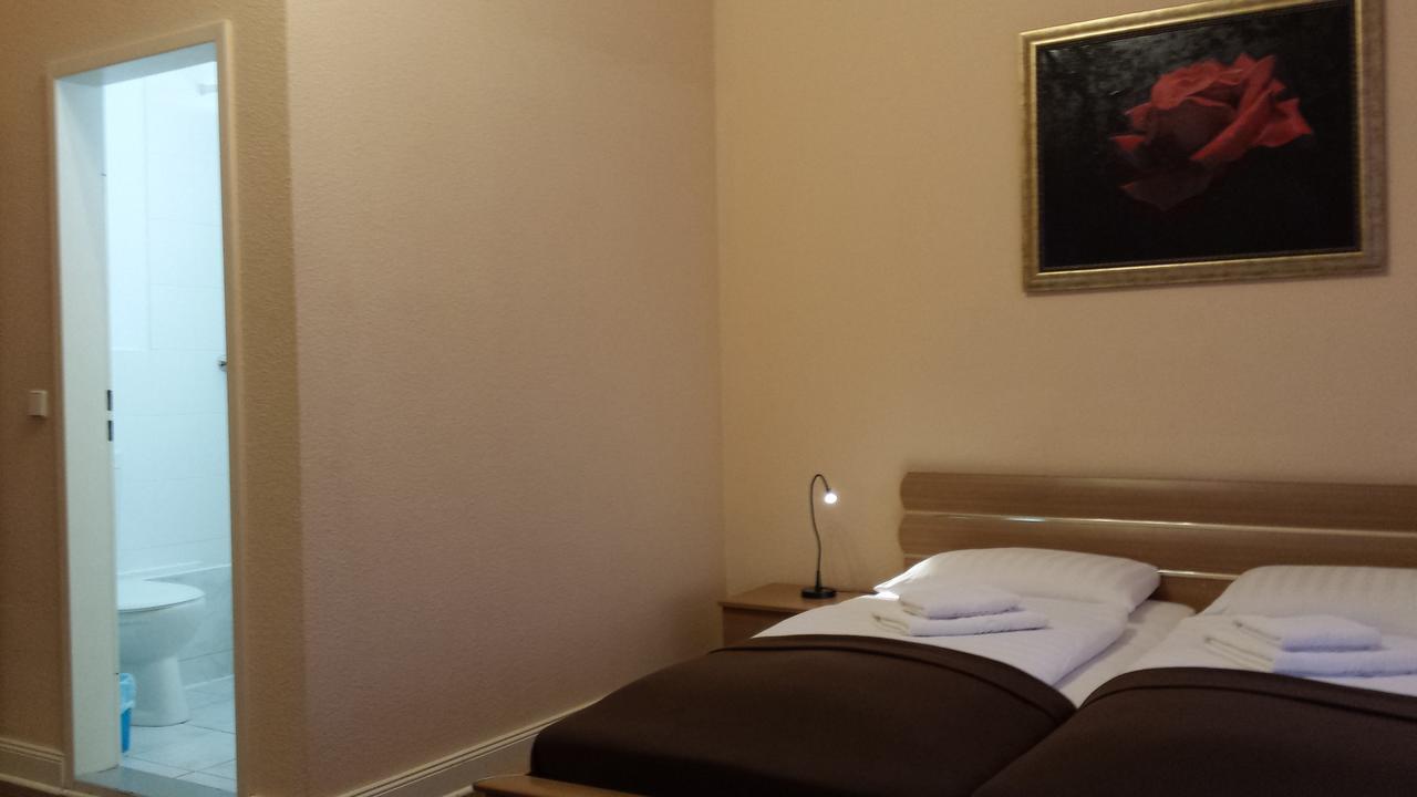 De Ela Hotel 2*