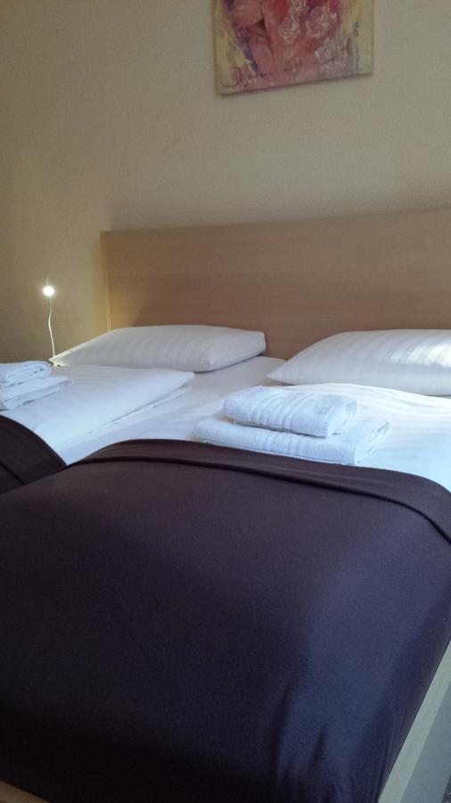 Hotel De Ela 2*